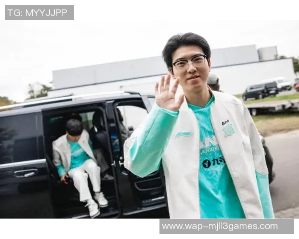 全球总决赛中LNG选手个人能力的精彩表现与分析