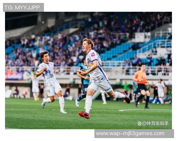 电竞比分聚焦CSGOFPX团队协作提升战术执行力的关键探讨